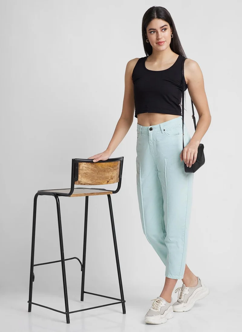 جلو باص جينز جلوبس نسائي بقصة بوي فريند بخصر متوسط